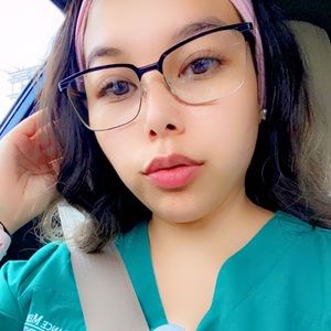 Meet your Posher, Sandy